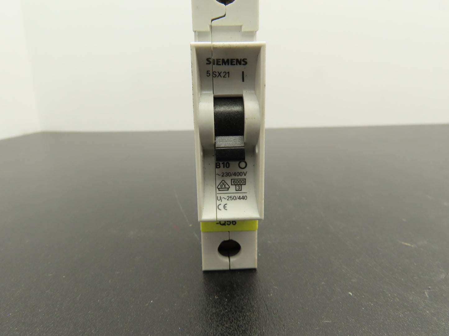 Siemens 5SX21 B10 Single-Pole 10A Miniature Circuit Breaker Lot of 15
