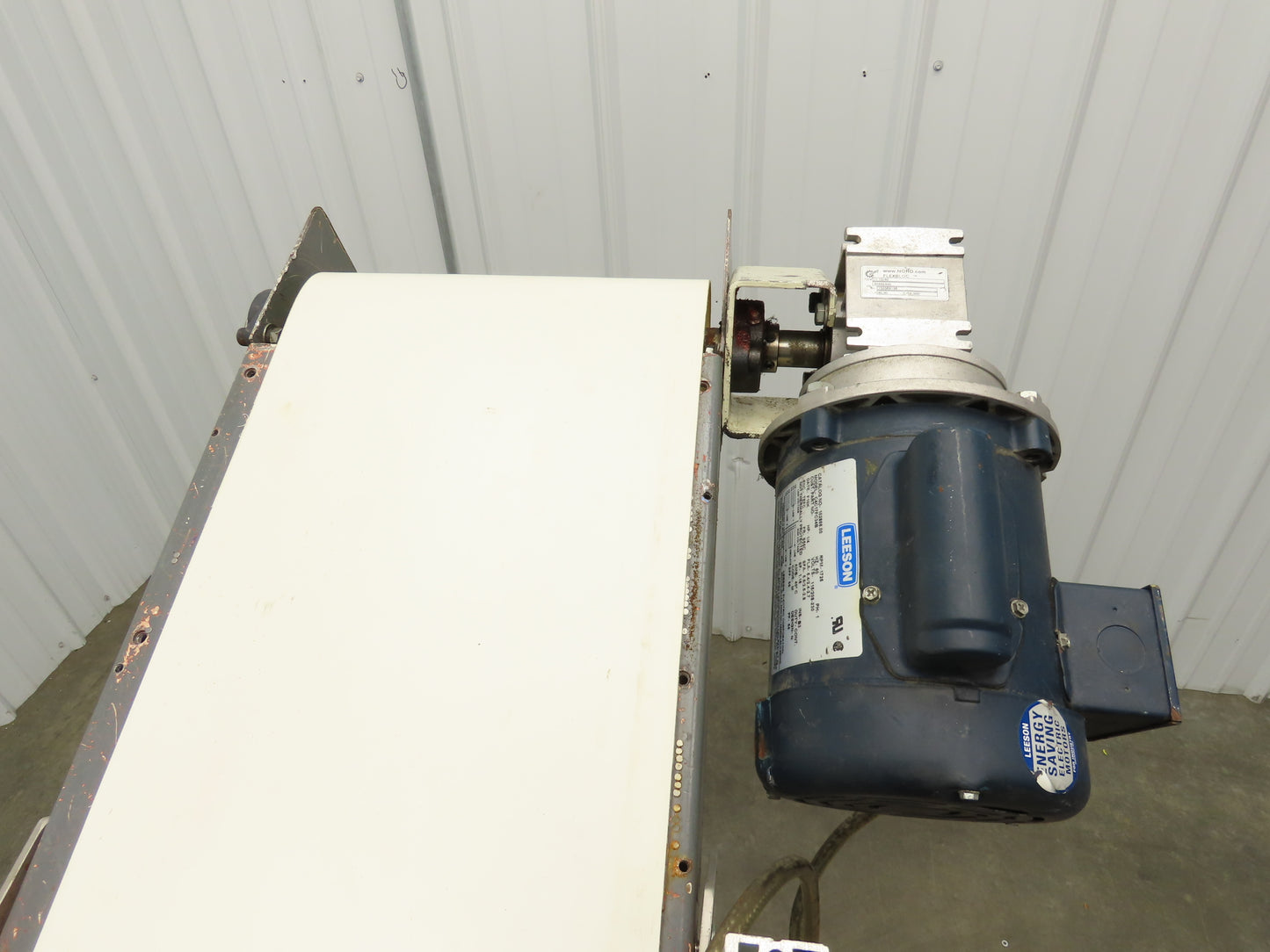 Bunting Magnetics 9'L Adj Incline Parts Conveyor 11.25" Belt 115/230V 1PH 40FPM