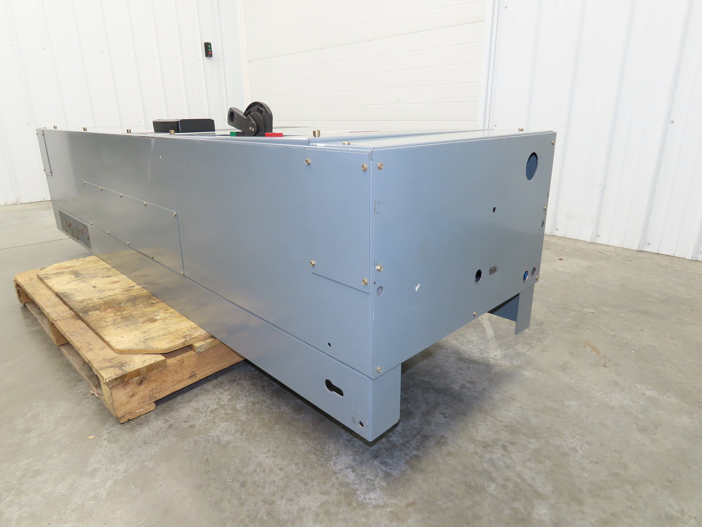 Allen Bradley 1336SB060VAADSGM1CHA2CL6EC AC Drive VFD 75Hp 76kva 460V Enclosure