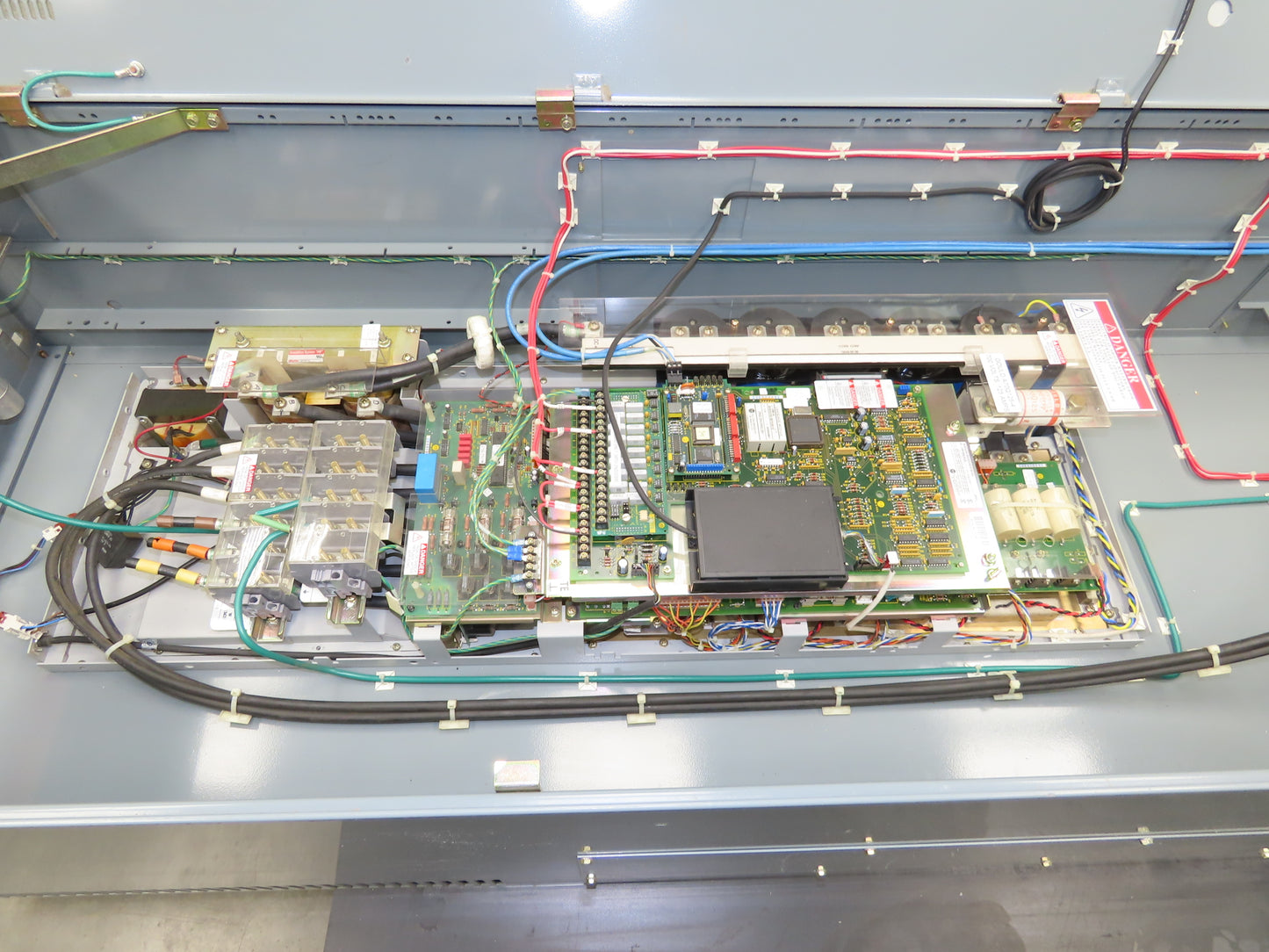 Allen Bradley 1336SB060VAADSGM1CHA2CL6EC AC Drive VFD 75Hp 76kva 460V Enclosure