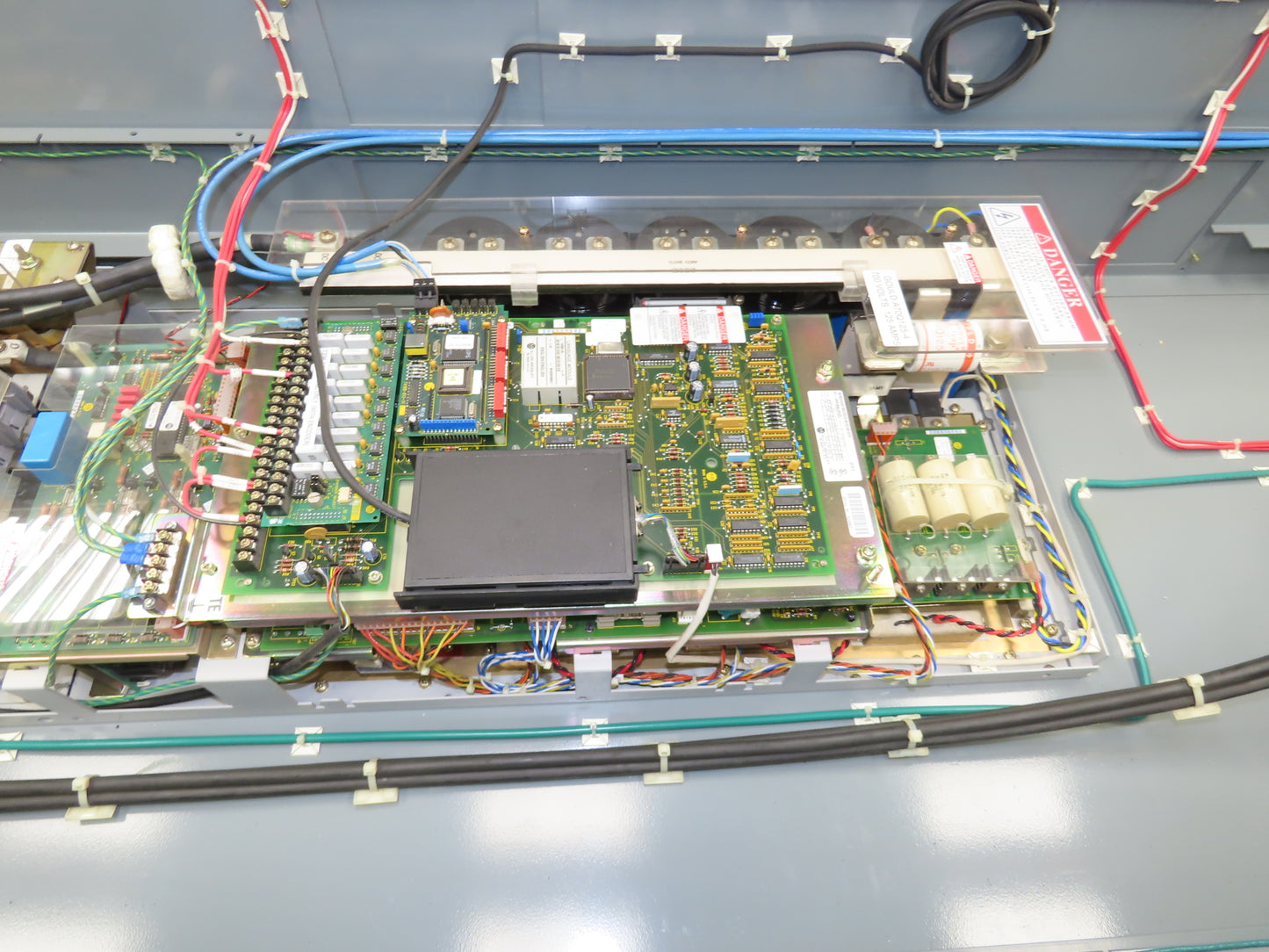 Allen Bradley 1336SB060VAADSGM1CHA2CL6EC AC Drive VFD 75Hp 76kva 460V Enclosure