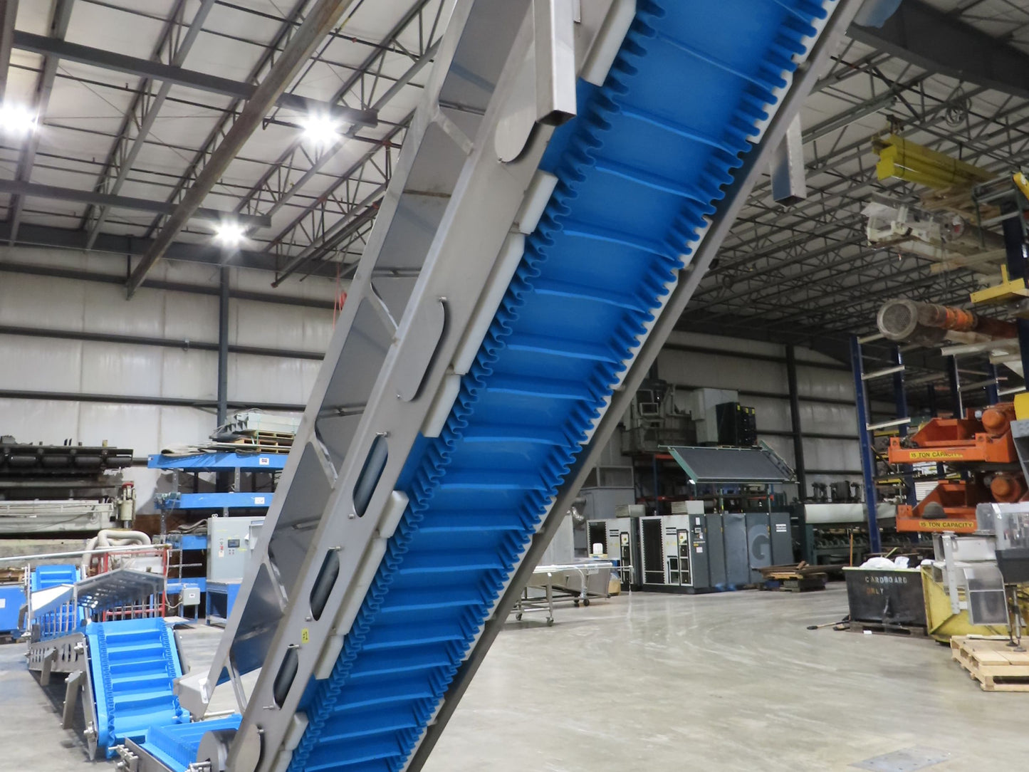 Woods Sanitary Food Process Z Incline Conveyor 18"Cleated Belt 15' 8"H -No Drive