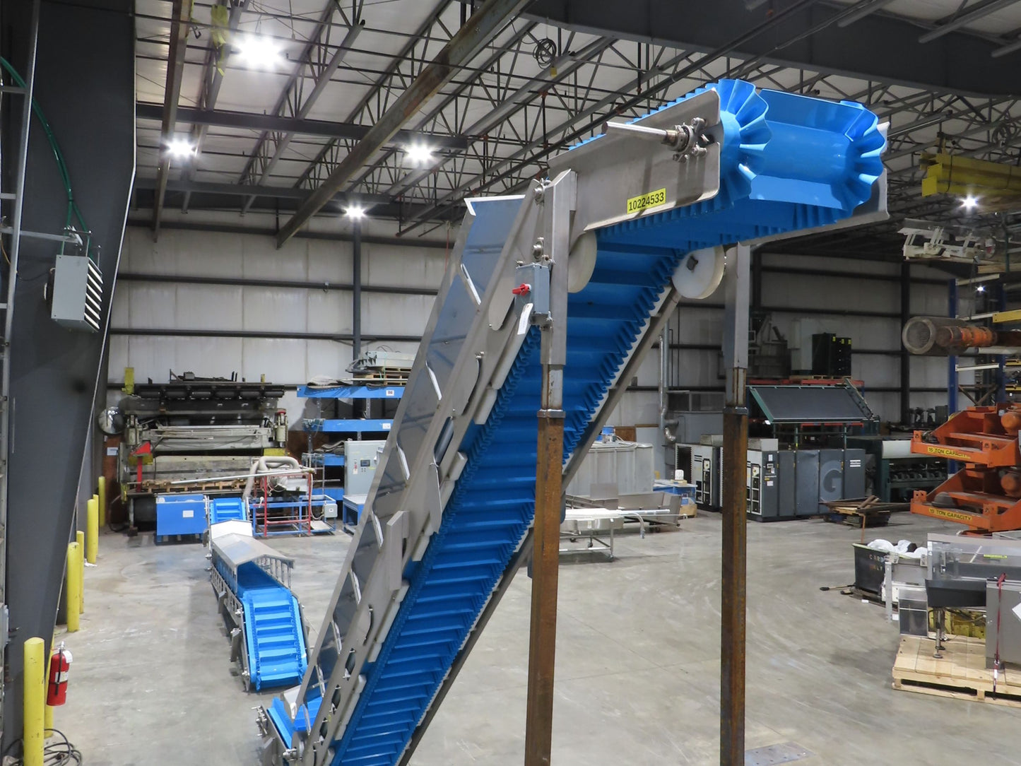 Woods Sanitary Food Process Z Incline Conveyor 18"Cleated Belt 15' 8"H -No Drive