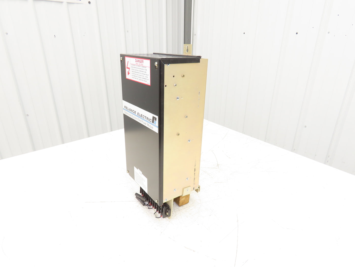 Reliance Electric 803456-21T Distributed System Field Power Module 460VDC Out