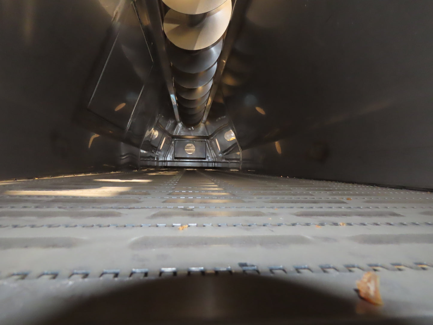 FEC Sanitary Food Grade Granulator 30" Apron Feeder Stainless Conveyor Surge Bin