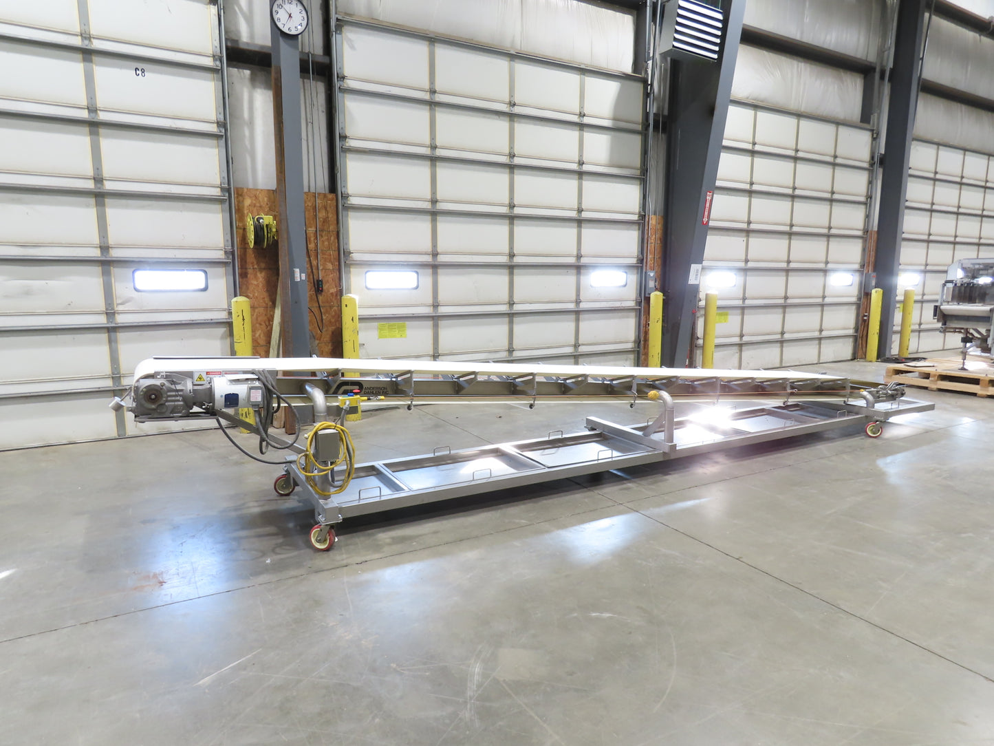 Anderson Dahlen 27"x 25' Portable Trough Belt Incline Conveyor Sanitary 480V 3PH