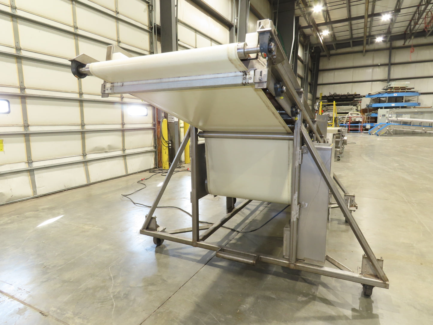 36"x 20' Stainless Portable Incline Conveyor 30"Belt 480V 3PH 100FPM Side Load