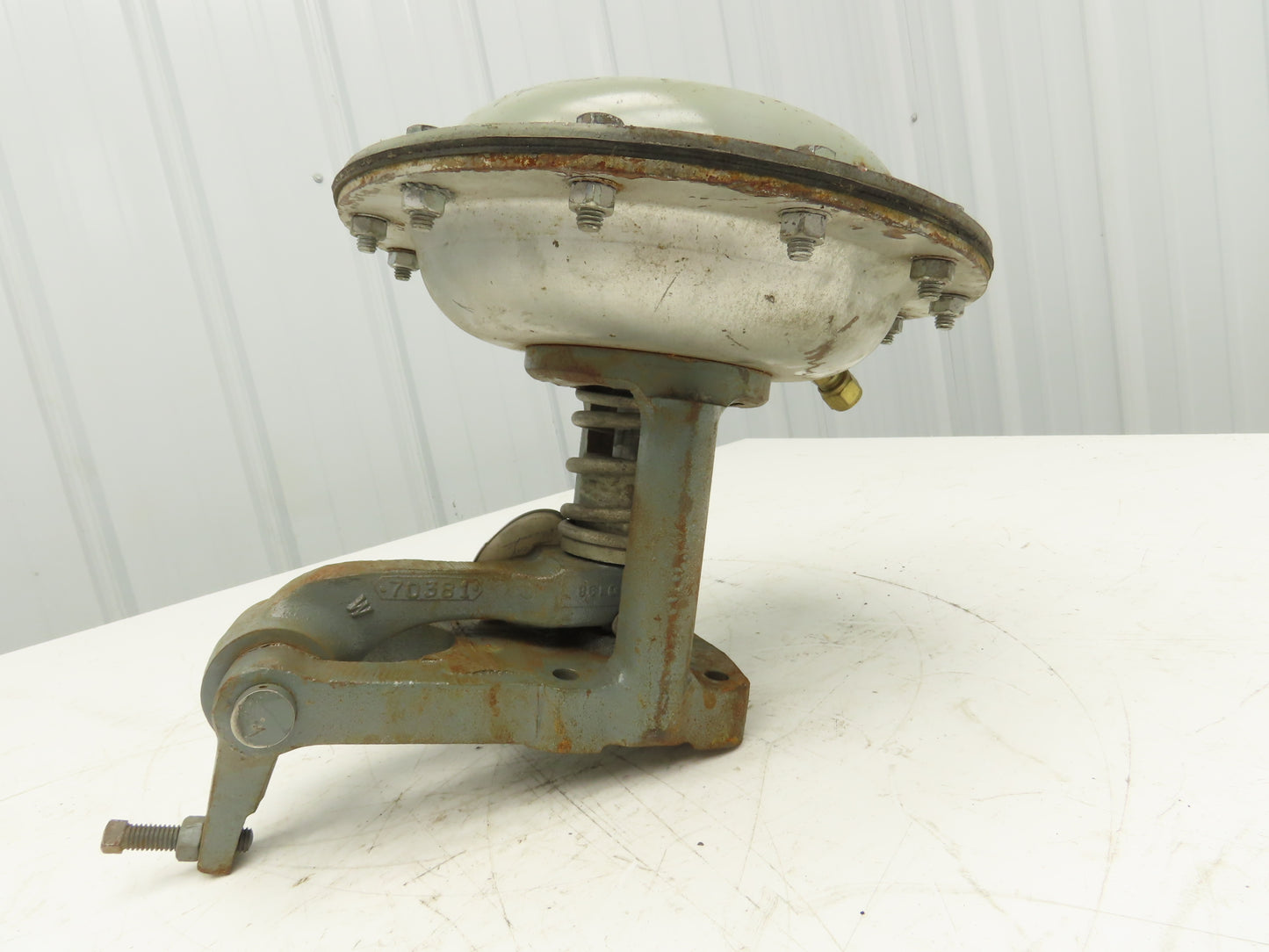 70384 Pneumatic Actuator/Operator 10" Diaphragm 7/8" Plunger Rod