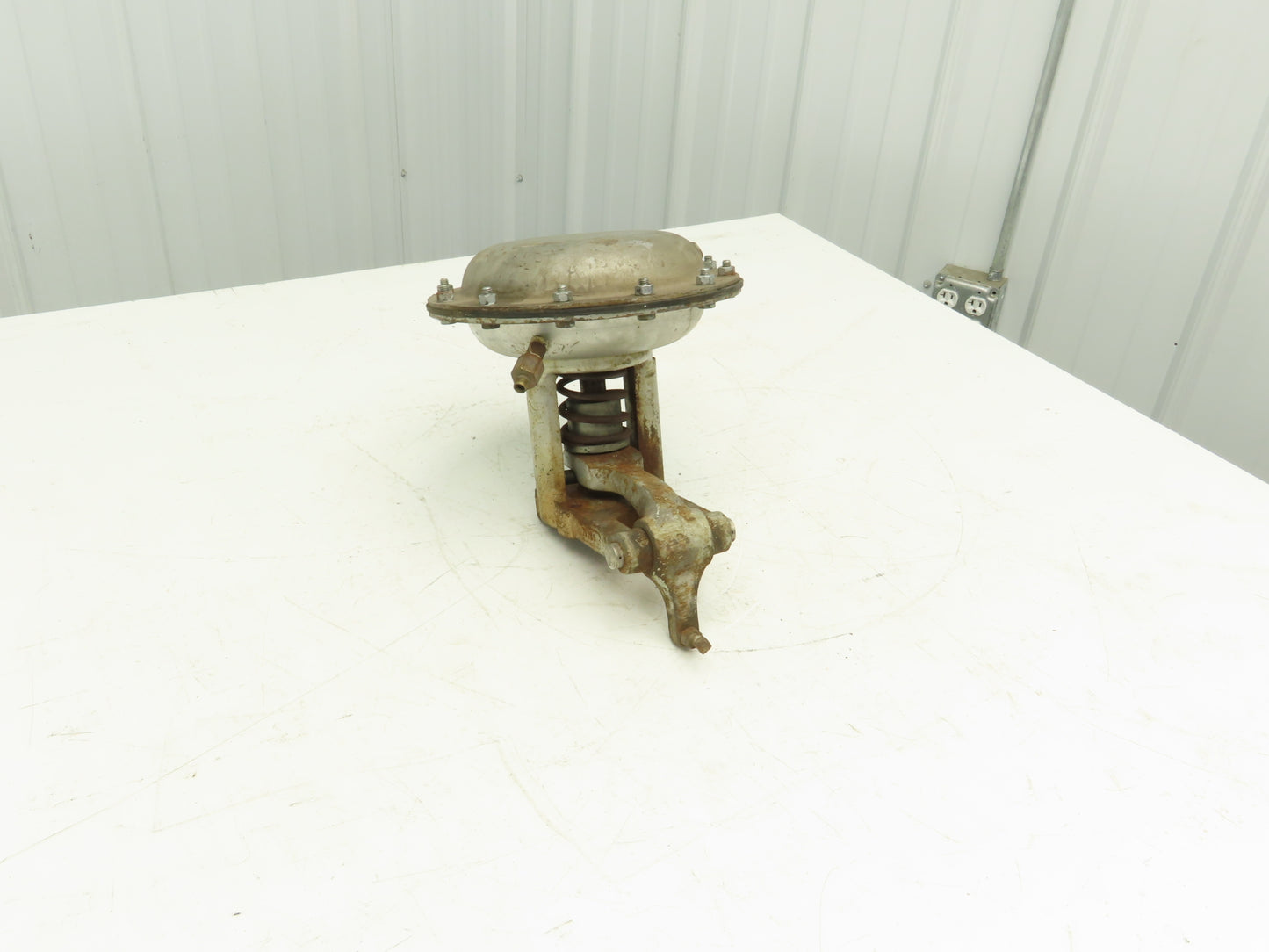 70384 Pneumatic Actuator/Operator 10" Diaphragm 7/8" Plunger Rod
