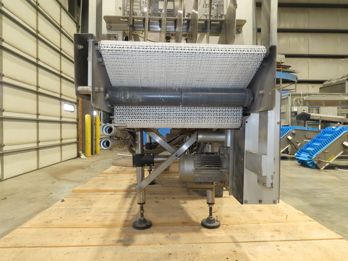 Fallas R400 Robotic Pick and Place Case Packer Infeed Sorter Conveyor 480V