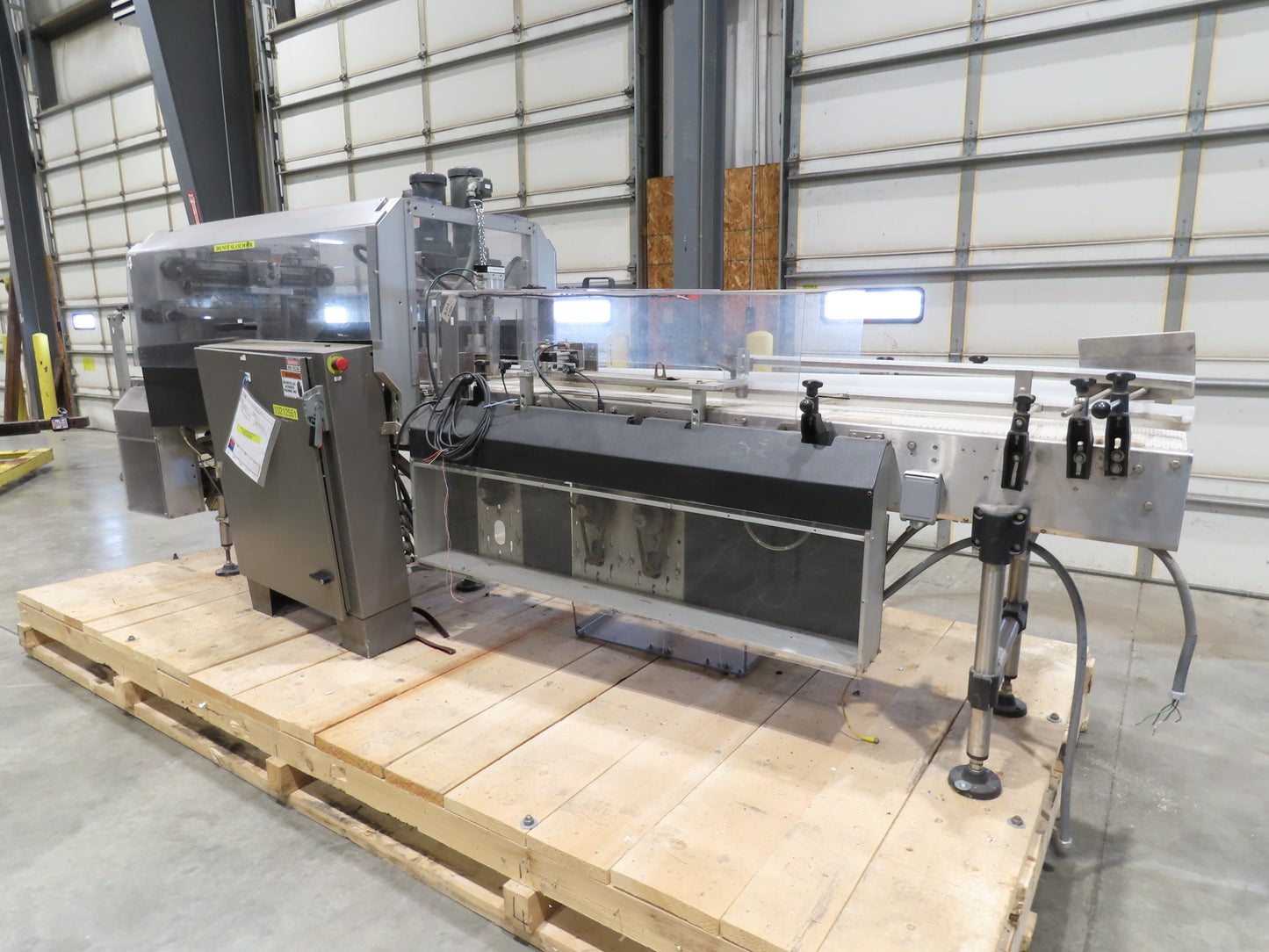 Fallas R400 Robotic Pick and Place Case Packer Infeed Sorter Conveyor 480V