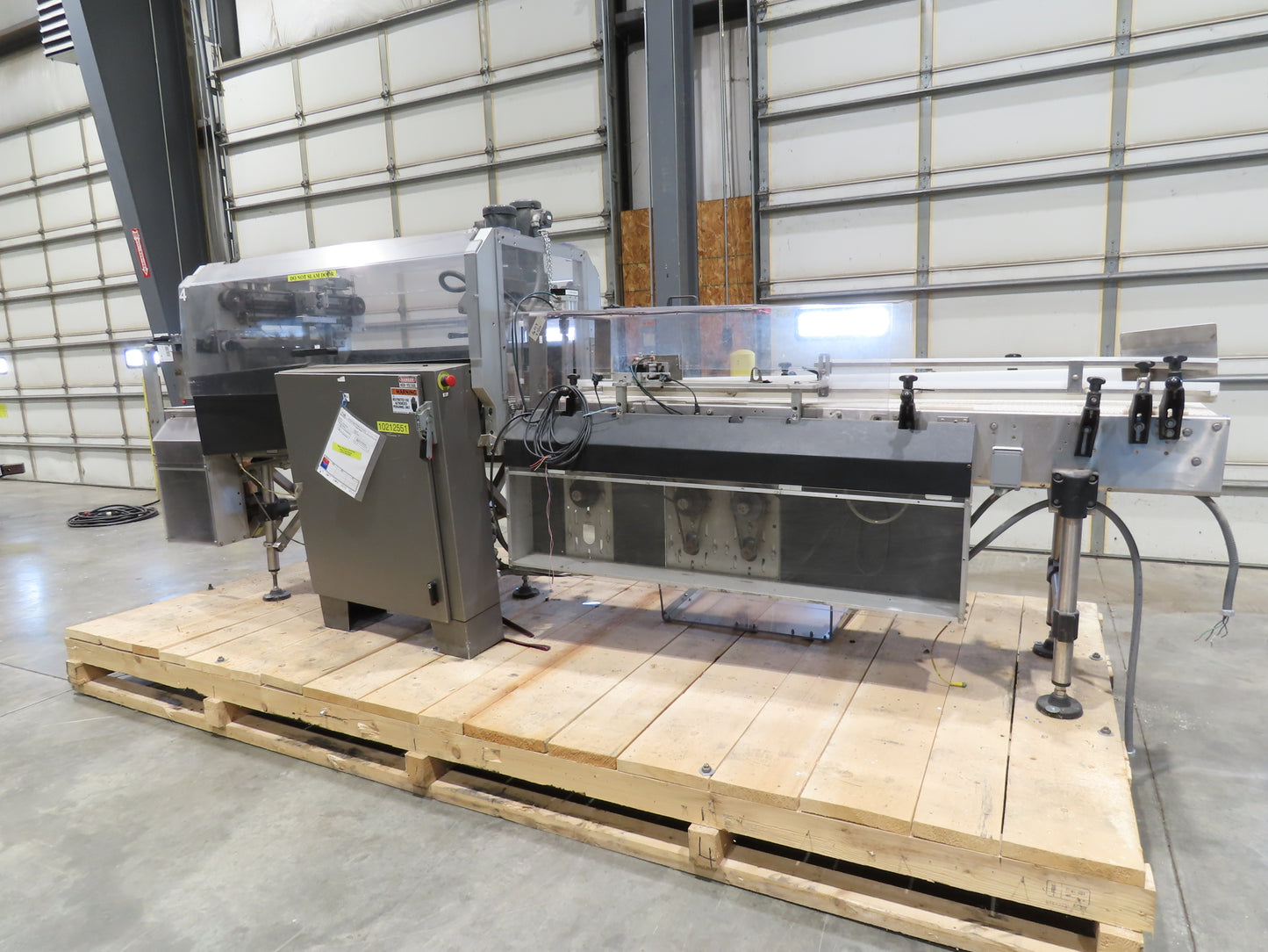 Fallas R400 Robotic Pick and Place Case Packer Infeed Sorter Conveyor 480V