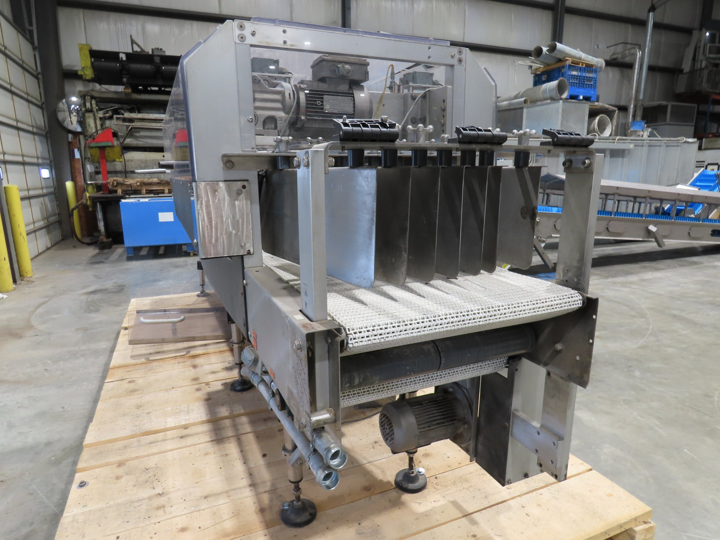 Fallas R400 Robotic Pick and Place Case Packer Infeed Sorter Conveyor 480V