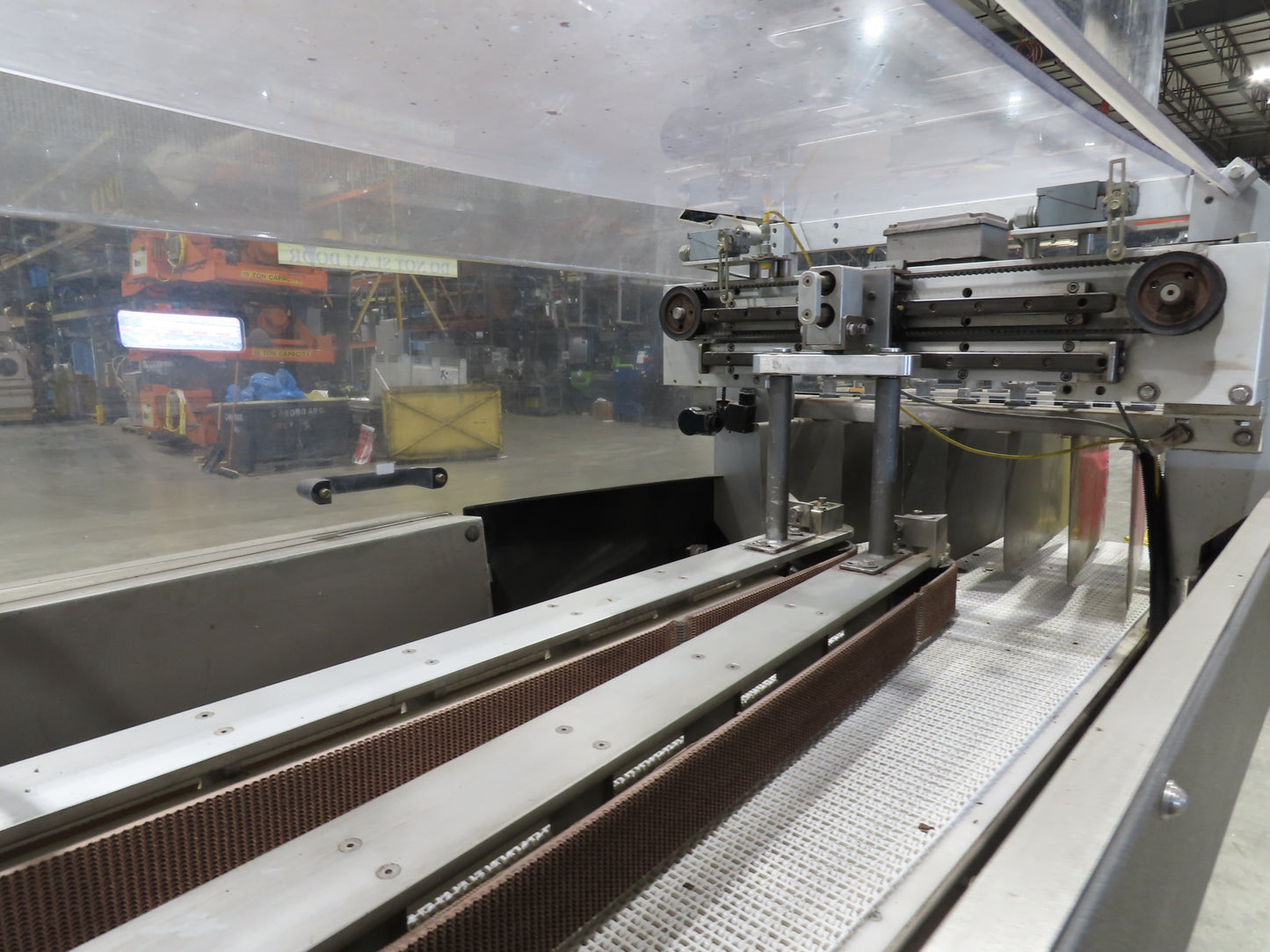 Fallas R400 Robotic Pick and Place Case Packer Infeed Sorter Conveyor 480V