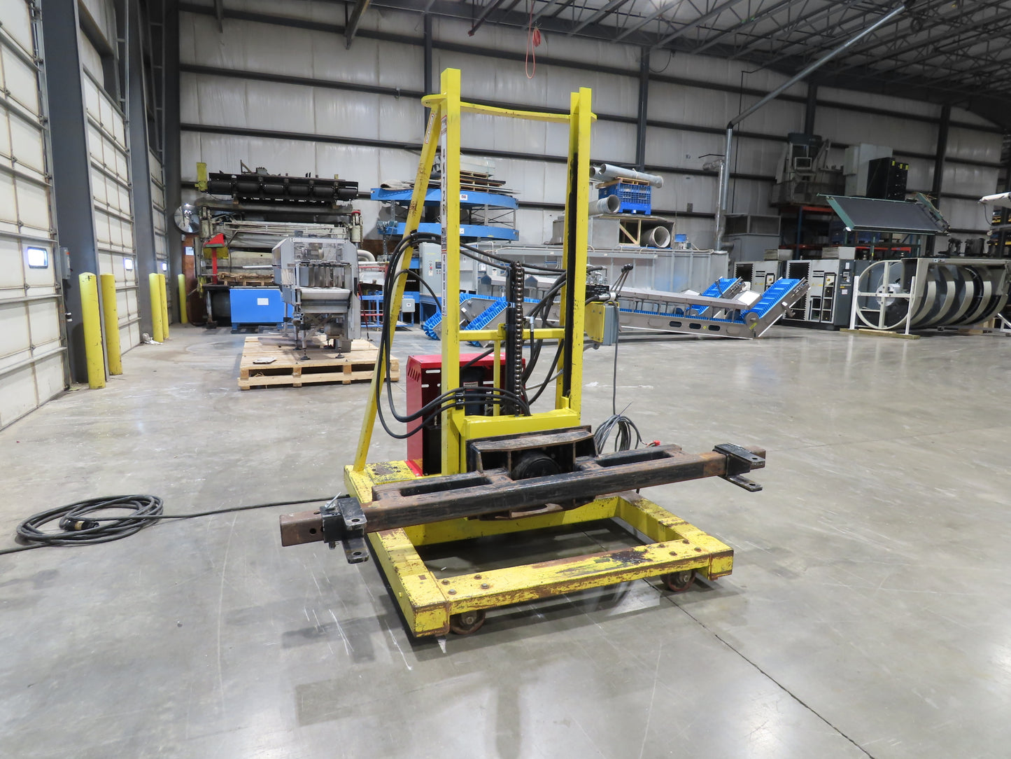 PWI 4K72R Mobile Frame Chassis Rotator RV Trailer Hydraulic 230/480V 3PH 4000lbs