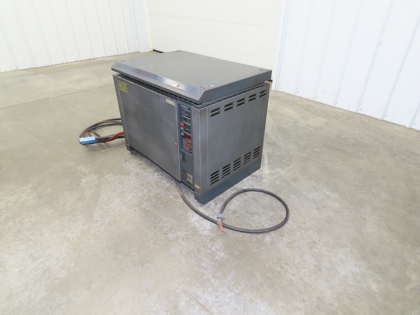 GNB FER100 18-600 T1 Forklift Battery Charger 36V 600Ah 105A 208/240/480V 3Ph