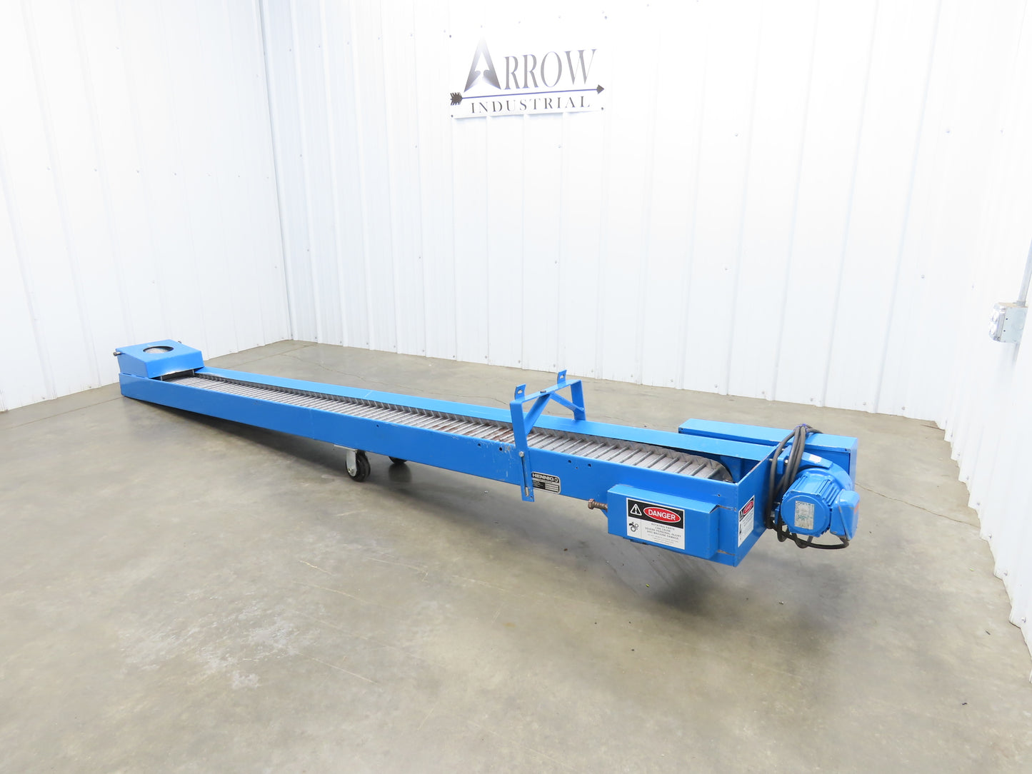 Hennig SCI TP30/TP40 10' 5"L Portable Chip Conveyor 8"x 10' Belt 230/460V 3PH