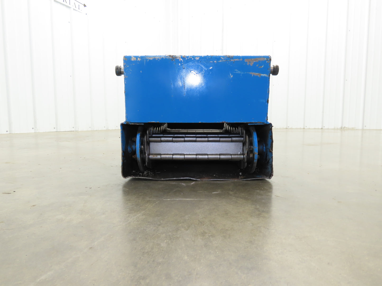 Hennig SCI TP30/TP40 10' 5"L Portable Chip Conveyor 8"x 10' Belt 230/460V 3PH