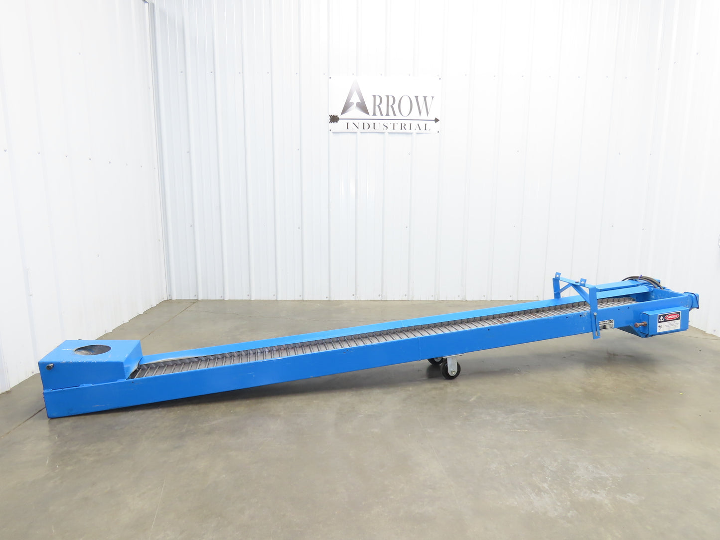 Hennig SCI TP30/TP40 10' 5"L Portable Chip Conveyor 8"x 10' Belt 230/460V 3PH
