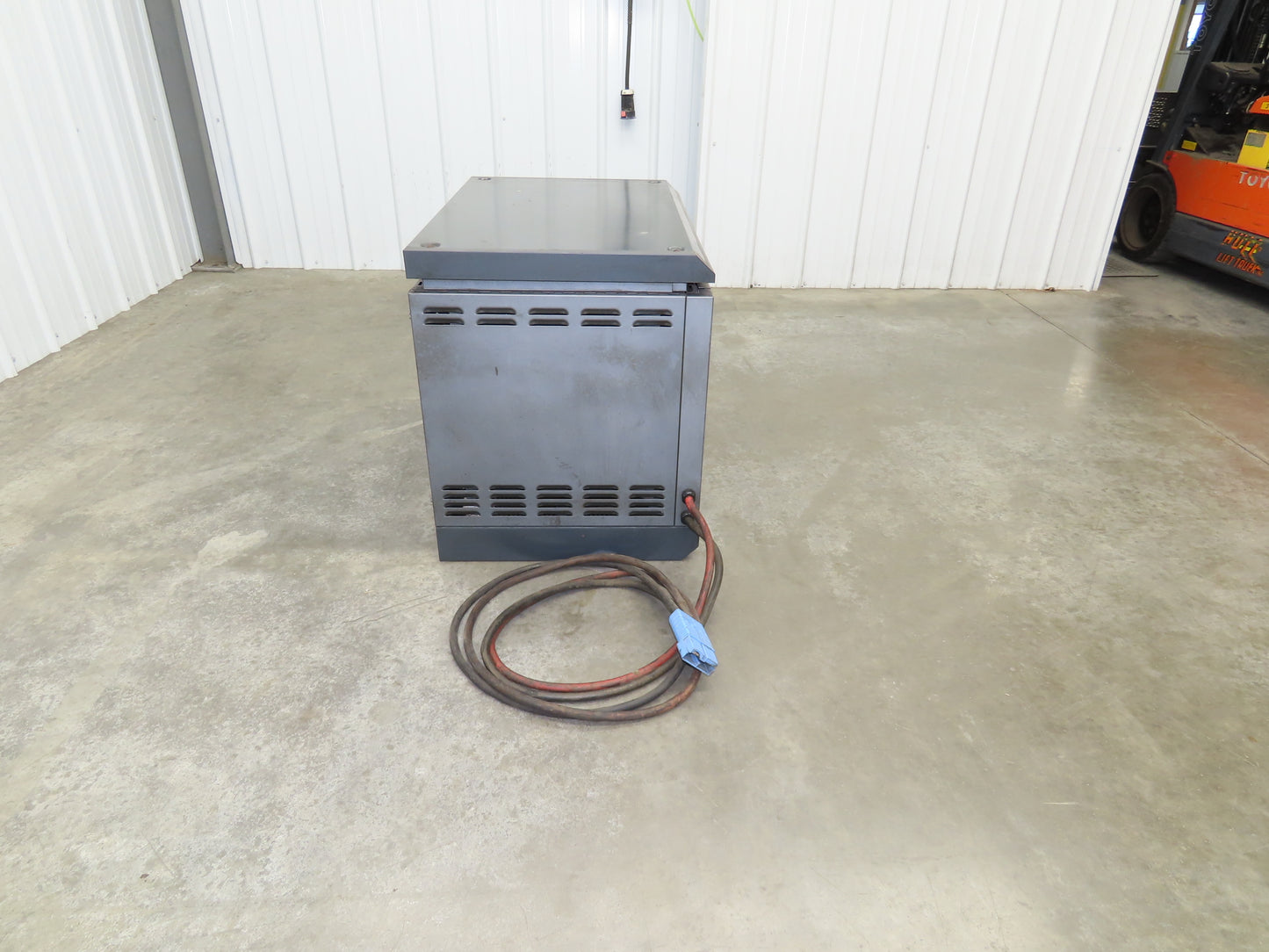 GNB FER100 24-750 T1 Forklift Battery Charger 48V 750Ah 105A 208/240/480V 3Ph