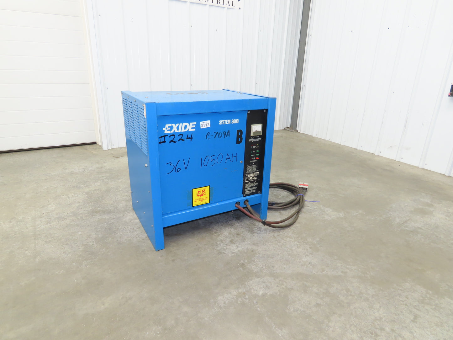 Exide System 3000 ES3-18-1050 Forklift Battery Charger 36VDC 1050Ah 480V 3Ph