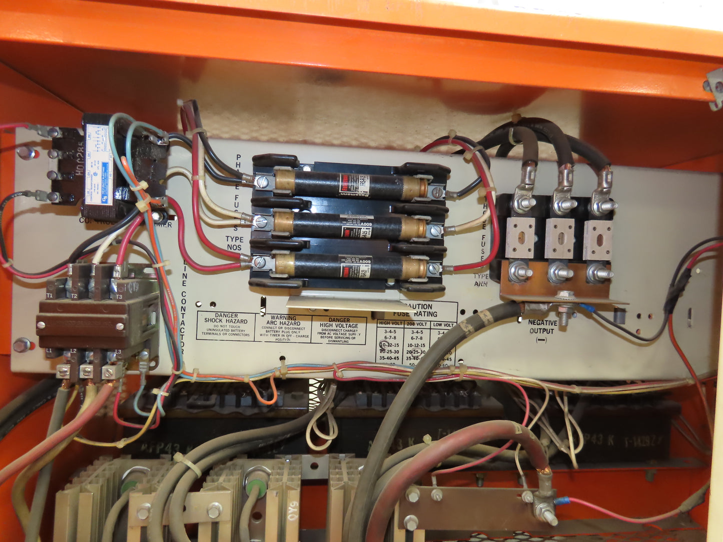 Allied FP18HK1000 AutoReg Forklift Battery Charger 36V 185A 1000-1500Ah 480V 3Ph