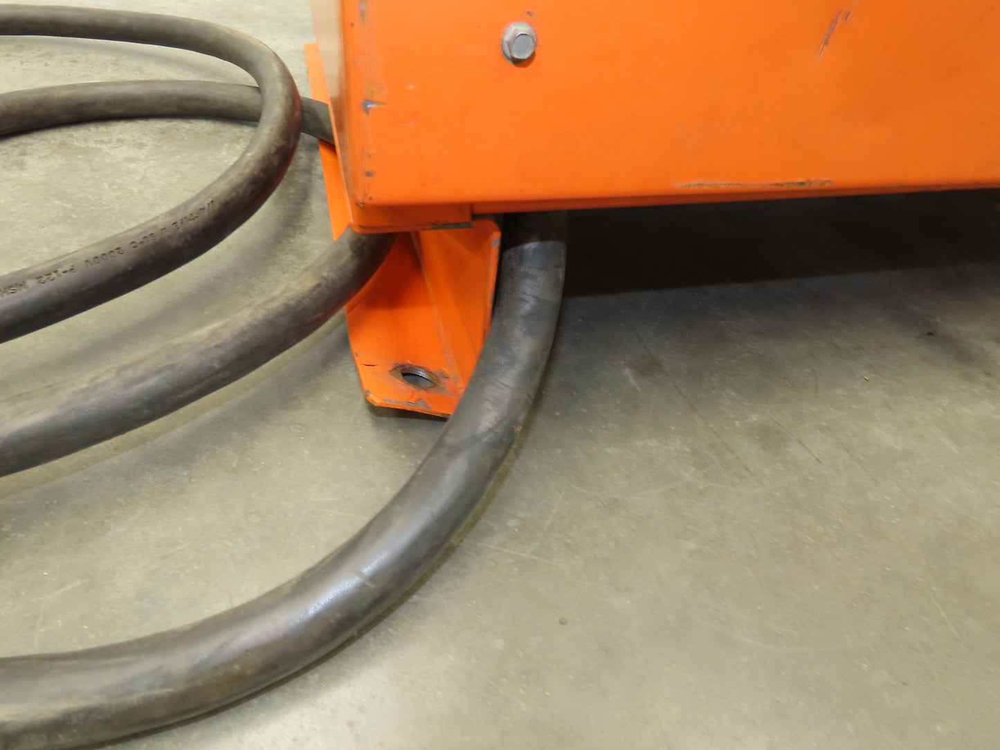 Allied FP18HK1000 AutoReg Forklift Battery Charger 36V 185A 1000-1500Ah 480V 3Ph