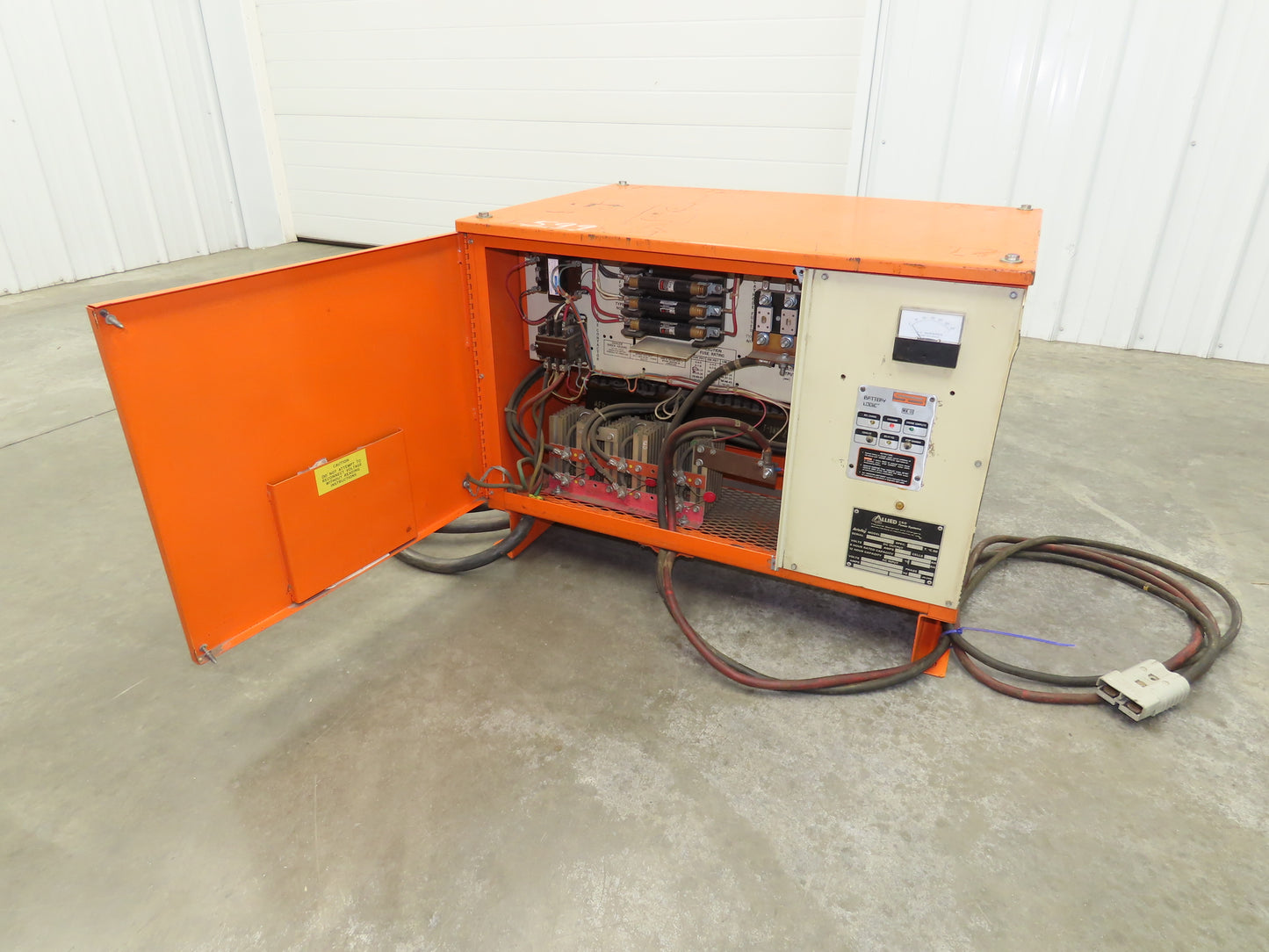 Allied FP18HK1000 AutoReg Forklift Battery Charger 36V 185A 1000-1500Ah 480V 3Ph