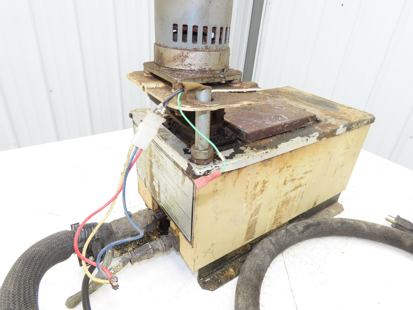 Nordson 274056G Hot Shot Glue Melt Dispenser Machine 115V 1PH 1500W  *Bad Motor*