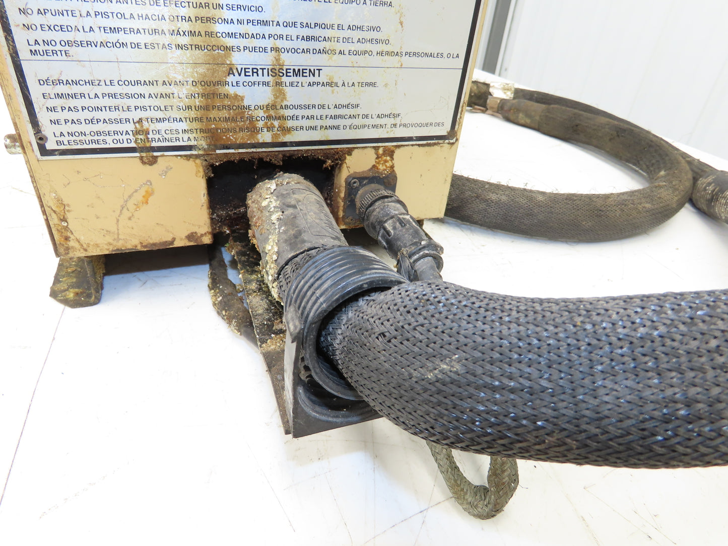 Nordson 274056G Hot Shot Glue Melt Dispenser Machine 115V 1PH 1500W  *Bad Motor*