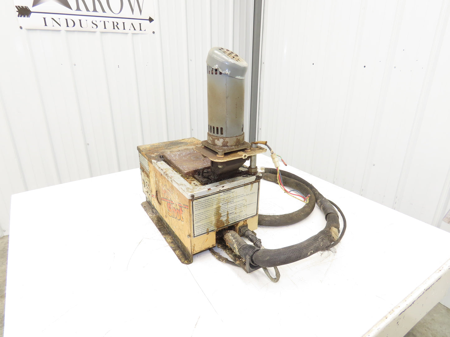 Nordson 274056G Hot Shot Glue Melt Dispenser Machine 115V 1PH 1500W  *Bad Motor*