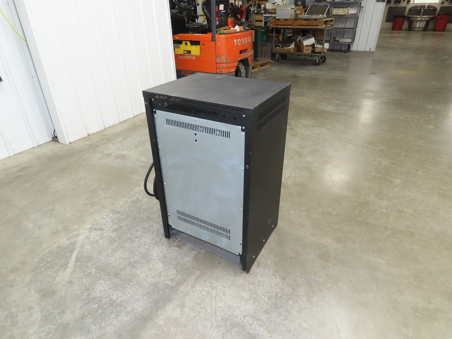 A.T.I.B. Elettronica Forklift Battery Charger 36V 200A 990-1432Ah 480VAC 3Ph