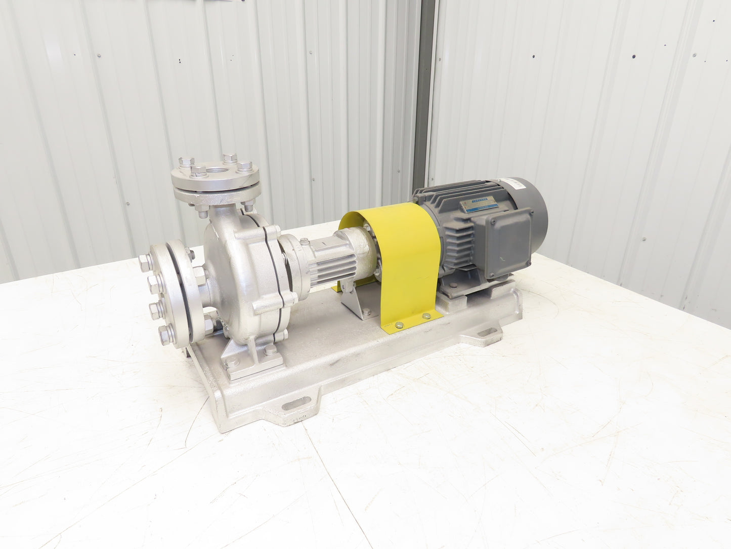 Lezq Siemens 40-25-160 Centrifugal Pump 167L/Min 3Hp 480V 3PH 90L Metric Flanged