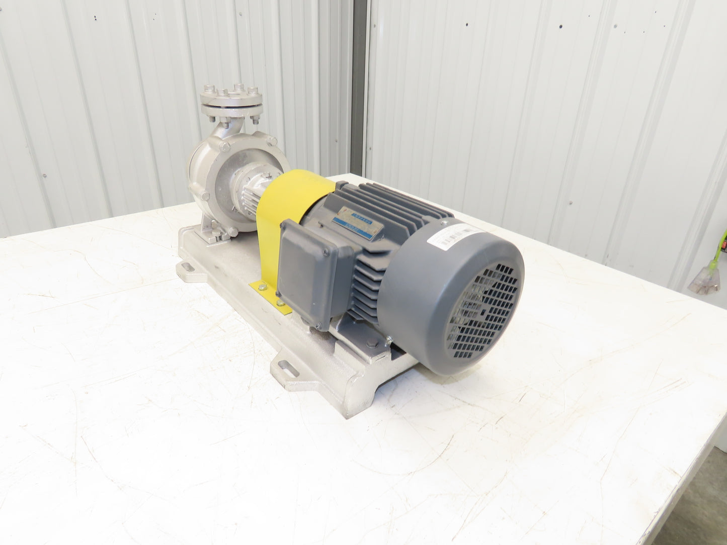 Lezq Siemens 40-25-160 Centrifugal Pump 167L/Min 3Hp 480V 3PH 90L Metric Flanged