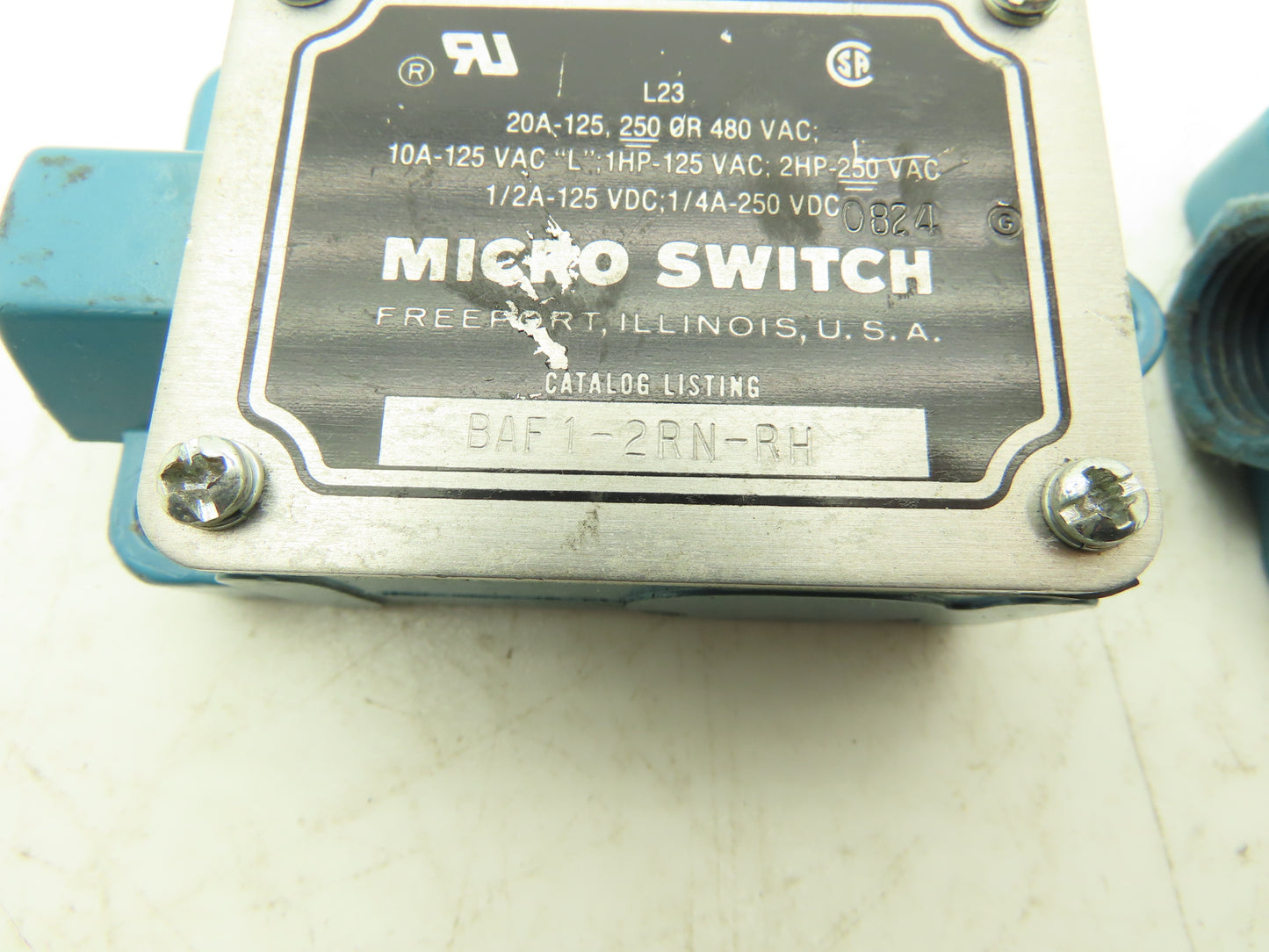 Micro Switch BAF1-2RN-RH Limit Switch Top Plunger Actuator Lot of 2