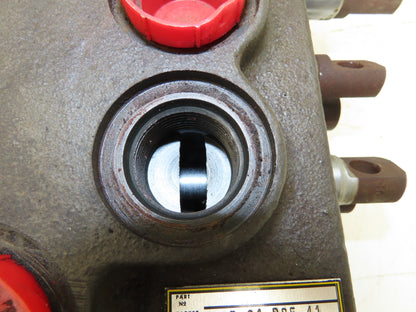 Parker Hannifan VDSP 24 DRF 41 Directional Control Hydraulic Valve 3-Spool