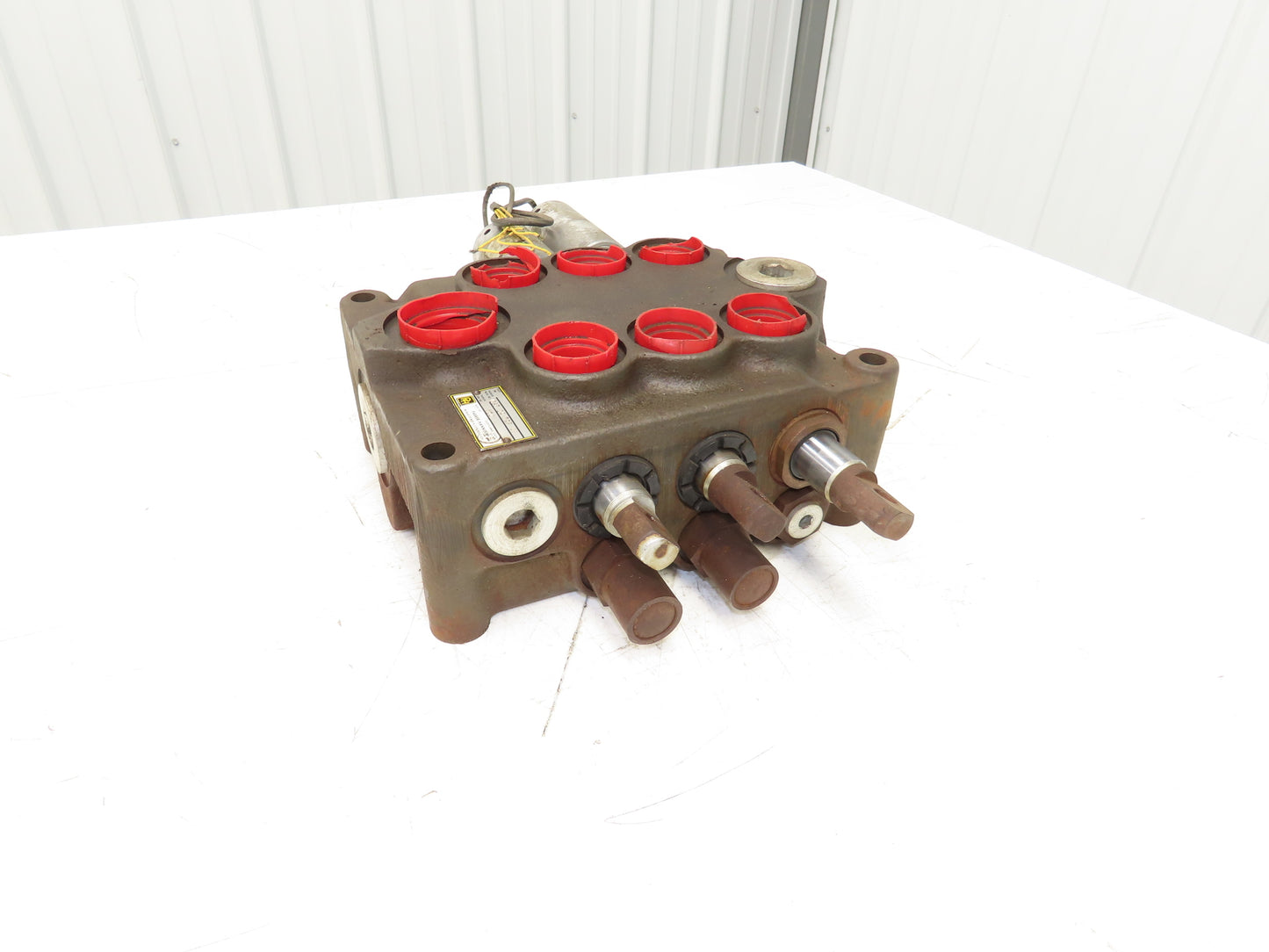 Parker Hannifan VDSP 24 DRF 41 Directional Control Hydraulic Valve 3-Spool