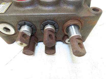 Parker Hannifan VDSP 24 DRF 41 Directional Control Hydraulic Valve 3-Spool