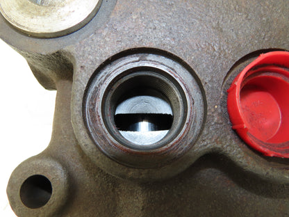 Parker Hannifan VDSP 24 DRF 41 Directional Control Hydraulic Valve 3-Spool