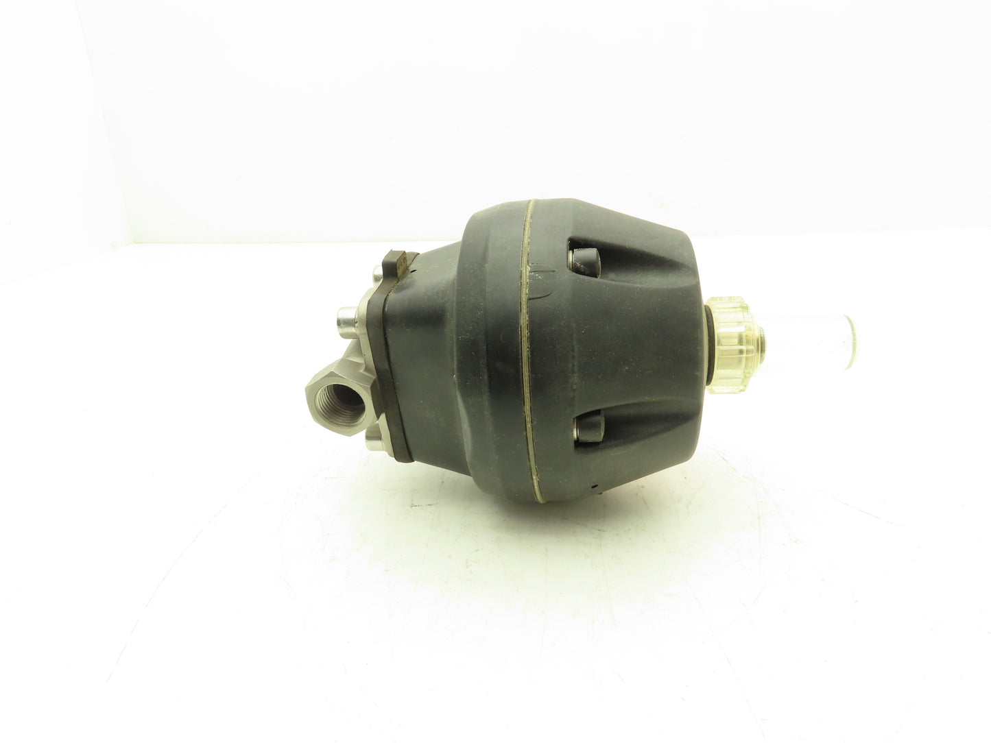 GEMU 695/15/D 1372-1 Pneumatic Operated Diaphragm Valve 1/2" NPT Pilot 1/4" NPT