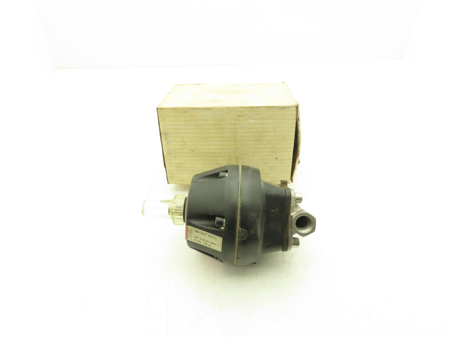 GEMU 695/15/D 1372-1 Pneumatic Operated Diaphragm Valve 1/2" NPT Pilot 1/4" NPT