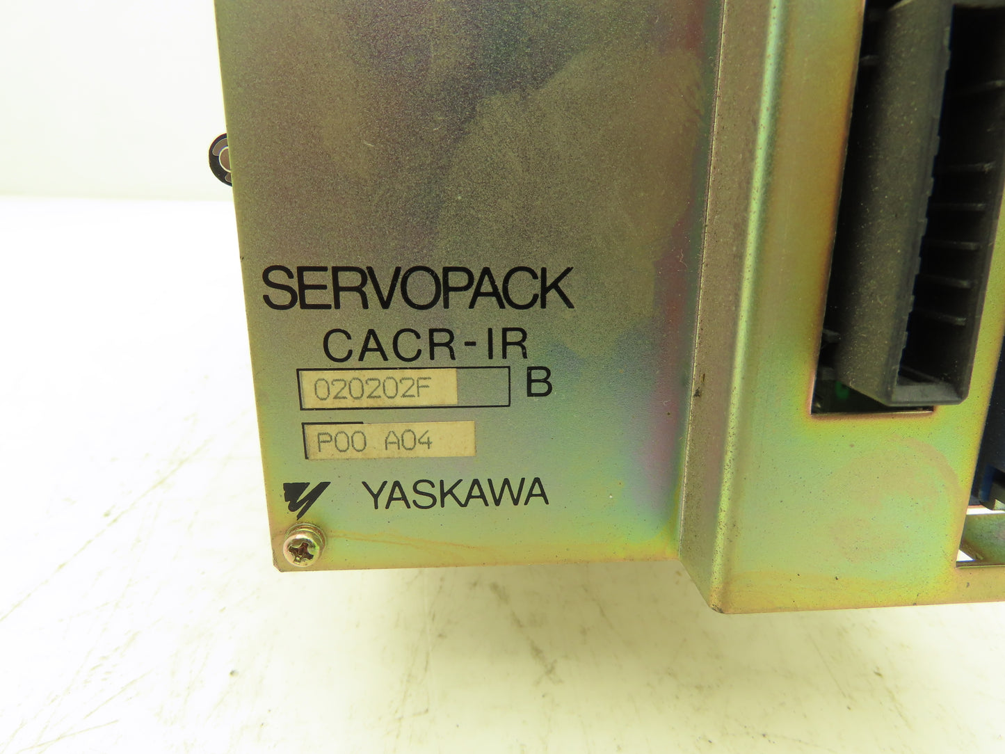 Yaskawa CACR-IR 020202F B P00 A04 Servopack Servo Motor Drive Controller