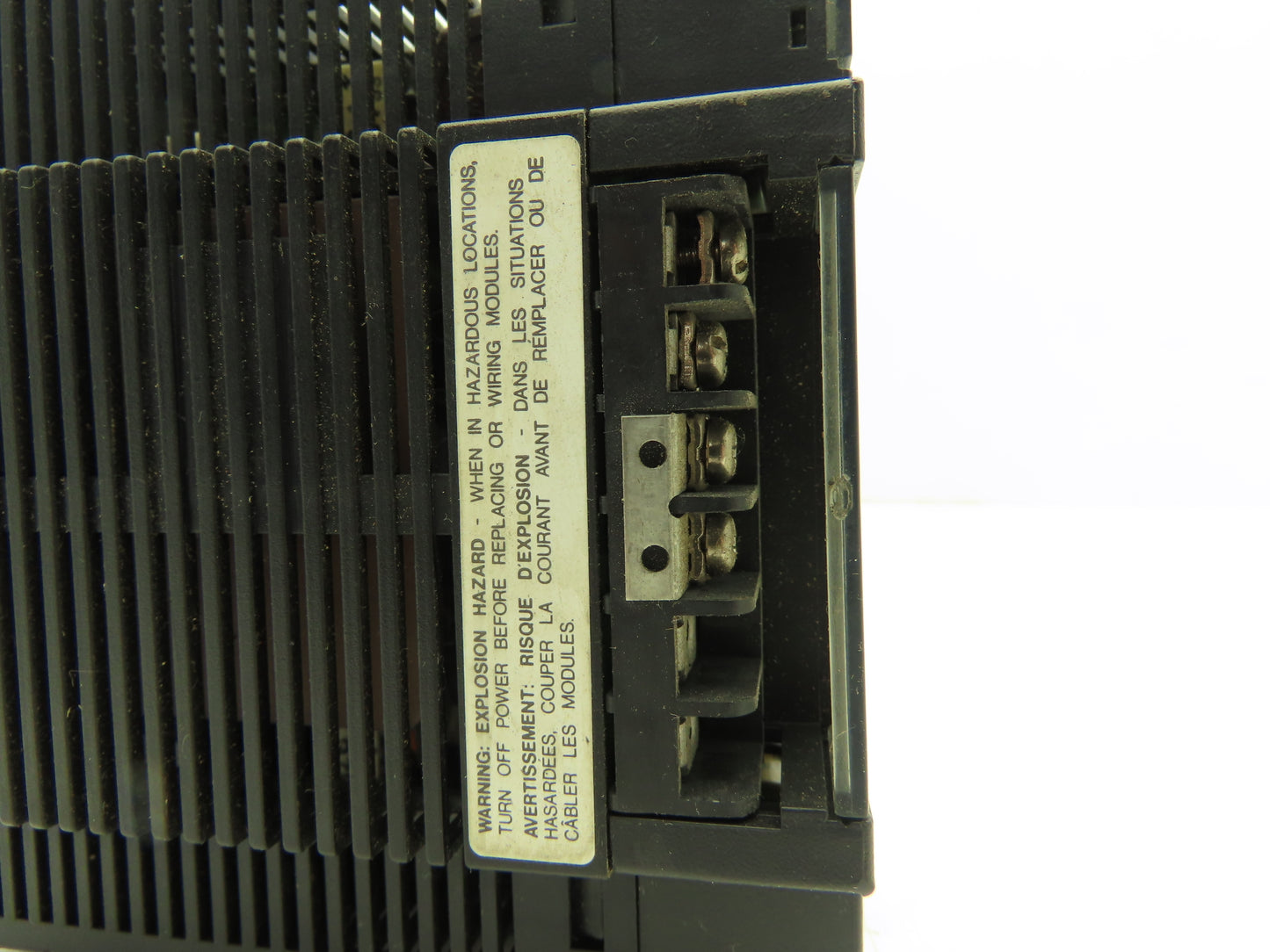 GE Fanuc IC693PWR330B Genius PLC I/O Power Supply Module 120/240VAC Series 90-30