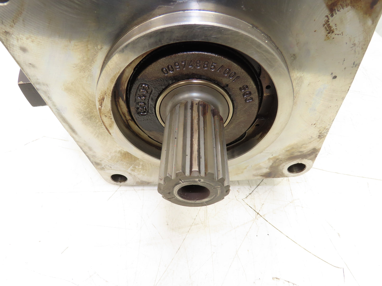 Brueninghaus Hydromatik Hydraulic Piston Pump 3247 GPM 5100 PSI Through Drive