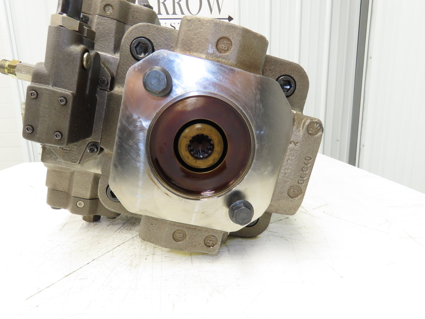 Brueninghaus Hydromatik Hydraulic Piston Pump 3247 GPM 5100 PSI Through Drive