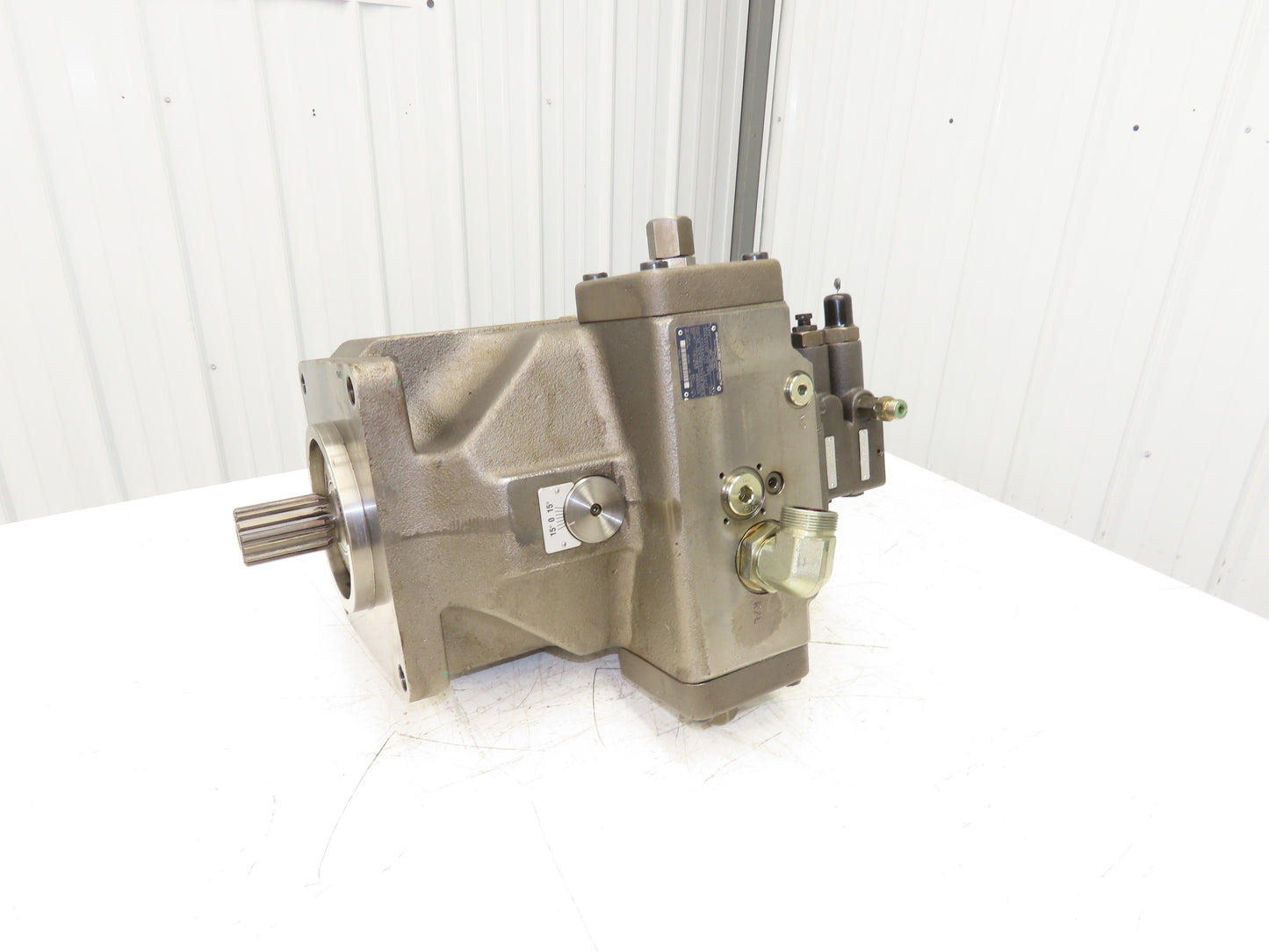 Brueninghaus Hydromatik Hydraulic Piston Pump 3247 GPM 5100 PSI Through Drive
