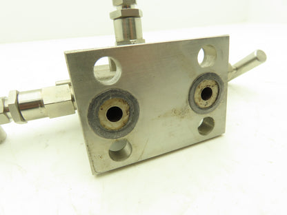 Swagelok SS-V3NBF8-FL-G Stainless 3-Valve Instrument Manifold 1/2" NPT Ball Tip