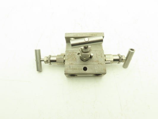 Swagelok SS-V3NBF8-FL-G Stainless 3-Valve Instrument Manifold 1/2" NPT Ball Tip
