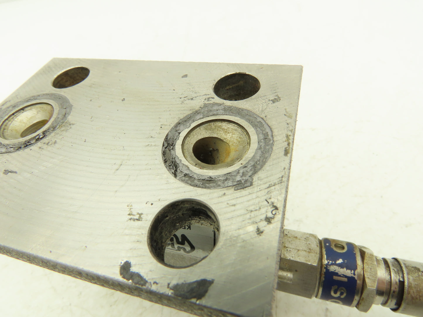 Kenmac MSTB4NCT 3 Valve Differential Pressure Manifold SS Ball Tip 1/2" NPT