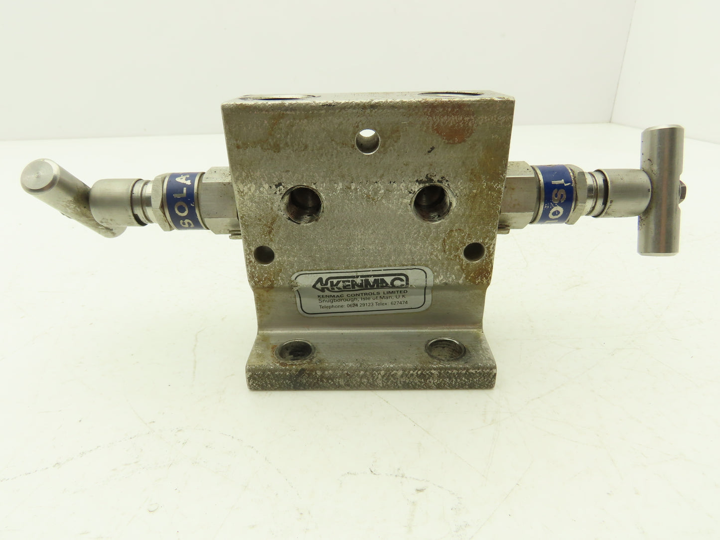 Kenmac MSTB4NCT 3 Valve Differential Pressure Manifold SS Ball Tip 1/2" NPT